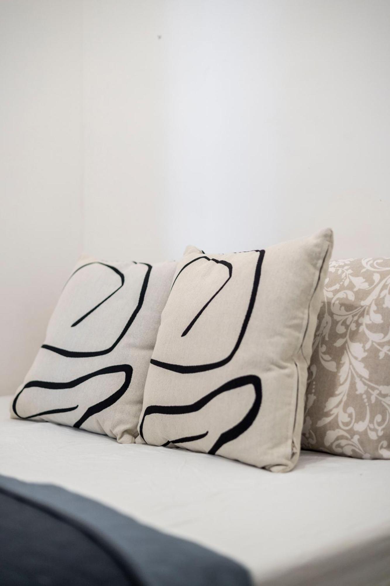 Charming & Cozy Central 1Bedrm Suites Budapest Exteriör bild